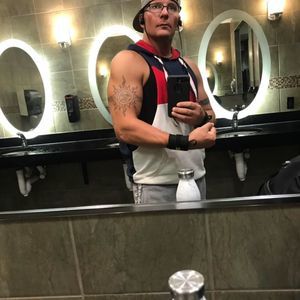 Meet your Posher, Douglas